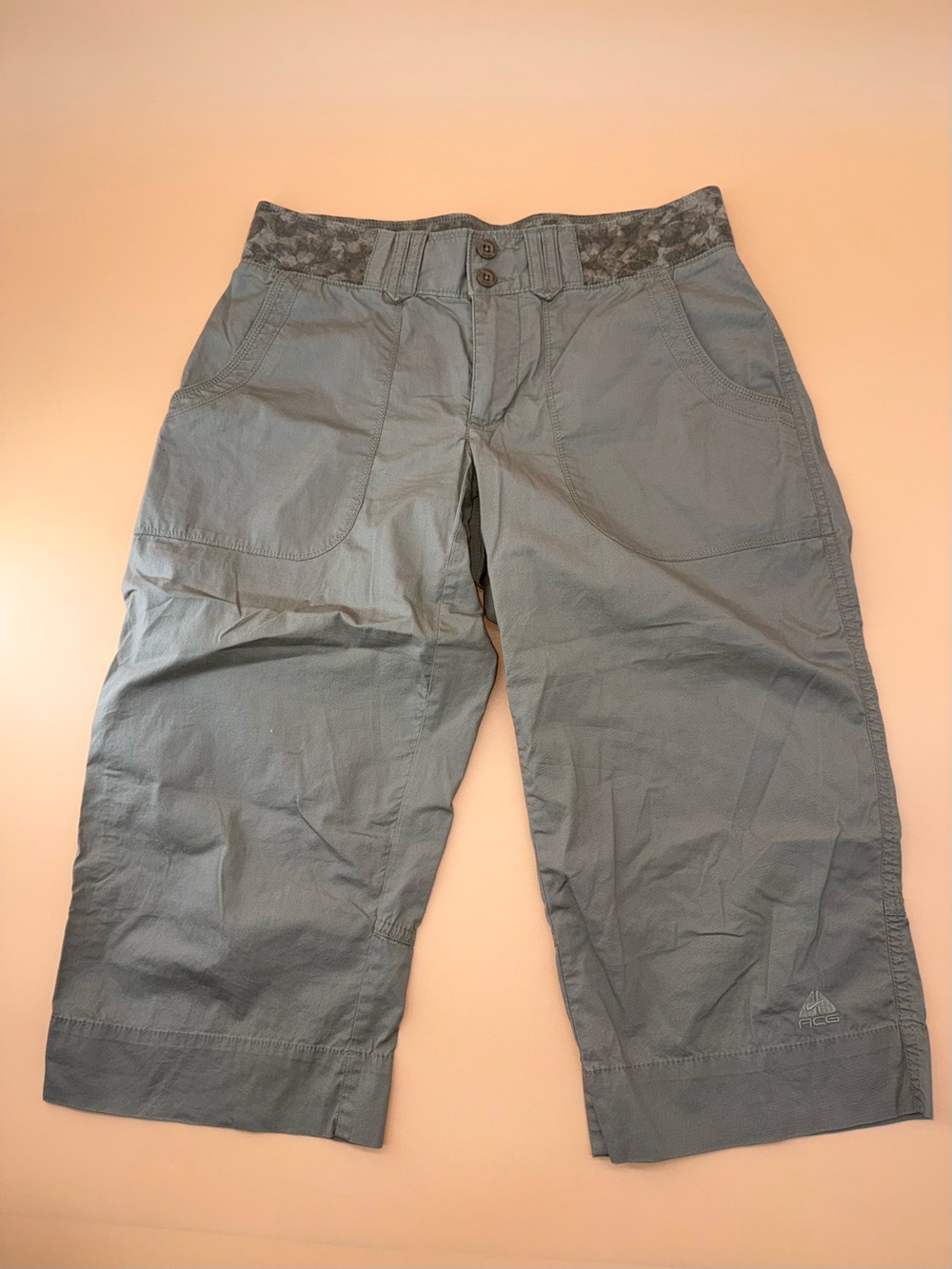 Nike ACG Y2K Capris Wide Leg Pants Tan patter desing waist band comfy